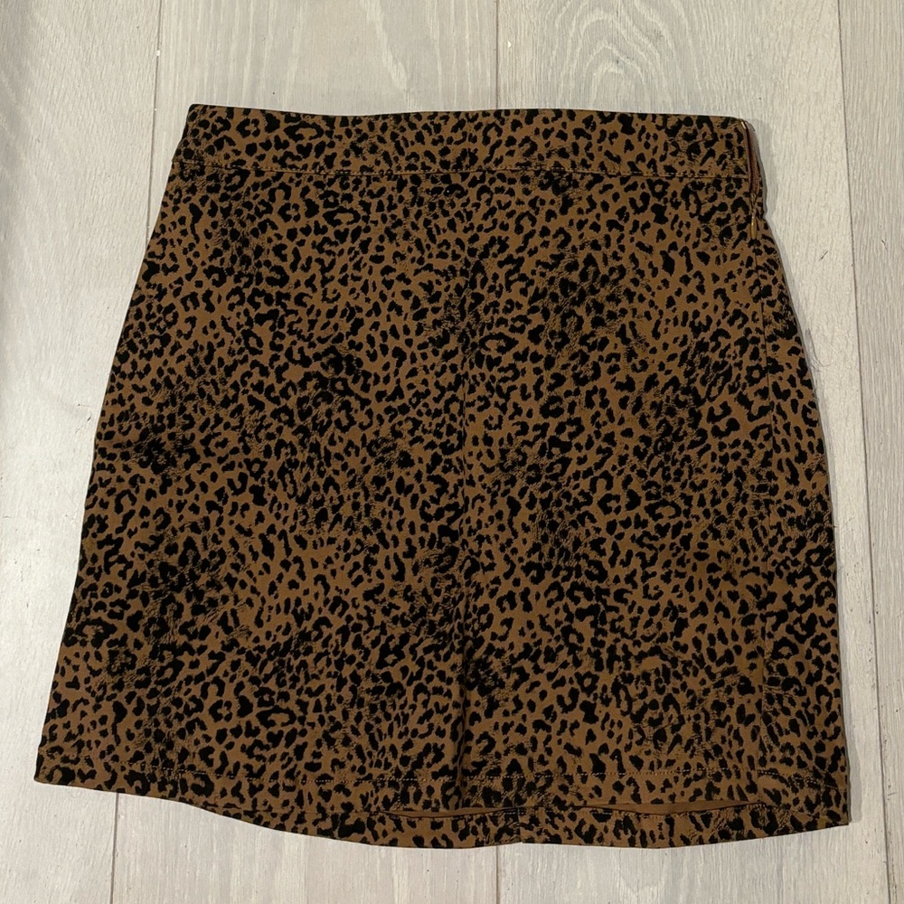 WORN ONCE cheetah print skirt